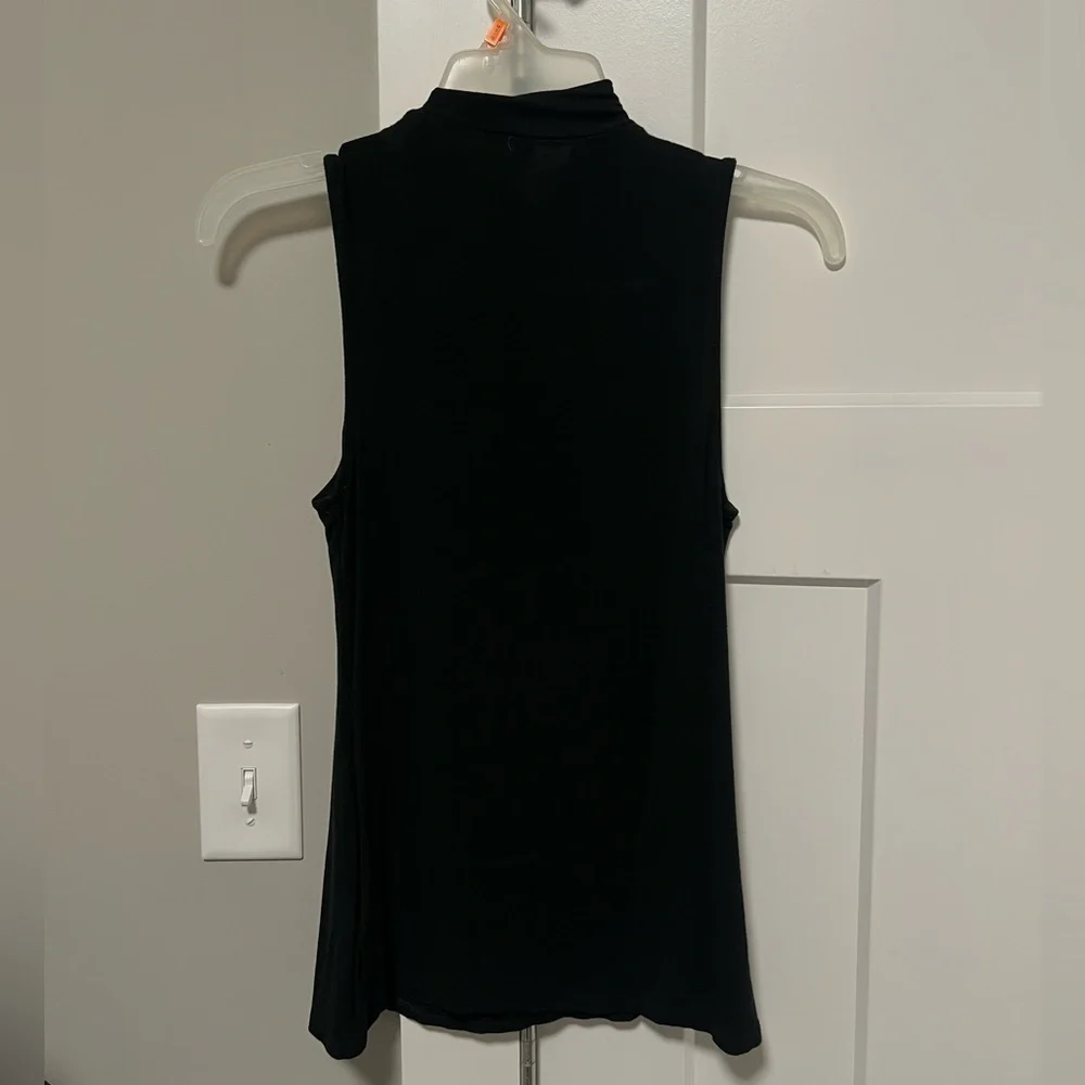 Express Black High-Neck Tank Top - Picture 3 of 3